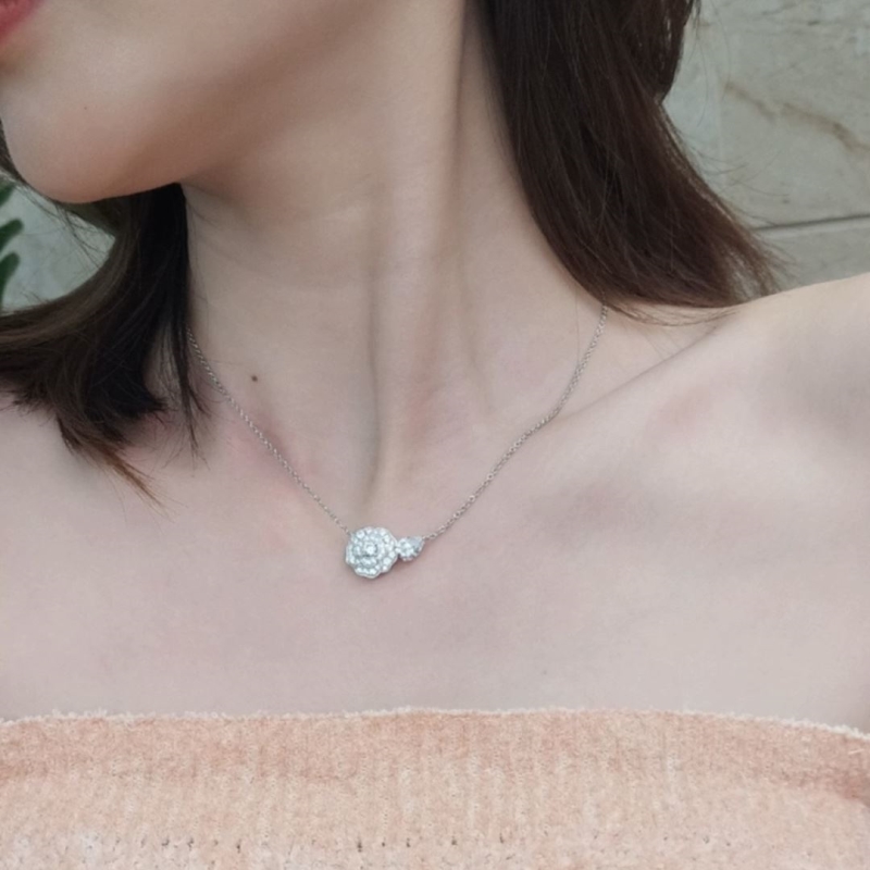 Ch**el necklaces